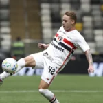 São Paulo estuda retorno de Maik e vê potencial no lateral