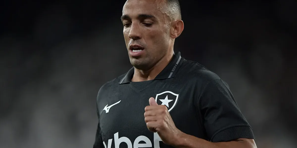 Marçal é sincero após derrota do Botafogo e exalta goleiro do Inter