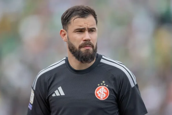 Inter preso a Matheus Cunha: sem cláusula de devolução até 2027