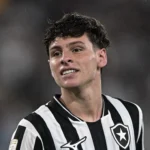 Montoro volta aos treinos e pode reforçar o Botafogo contra o Coritiba