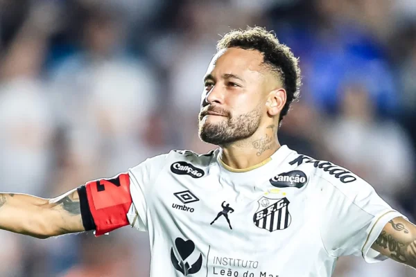 Neymar sai do banco, marca duas vezes e salva Santos contra o Flamengo