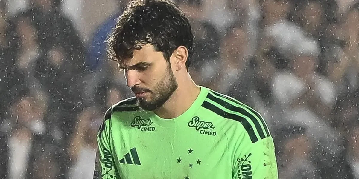 Cruzeiro leva 3 gols em 30 minutos e vê Bragantino brilhar com Volpi