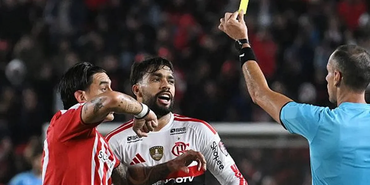 Paquetá apagado e quase expulso: Flamengo empata na Argentina
