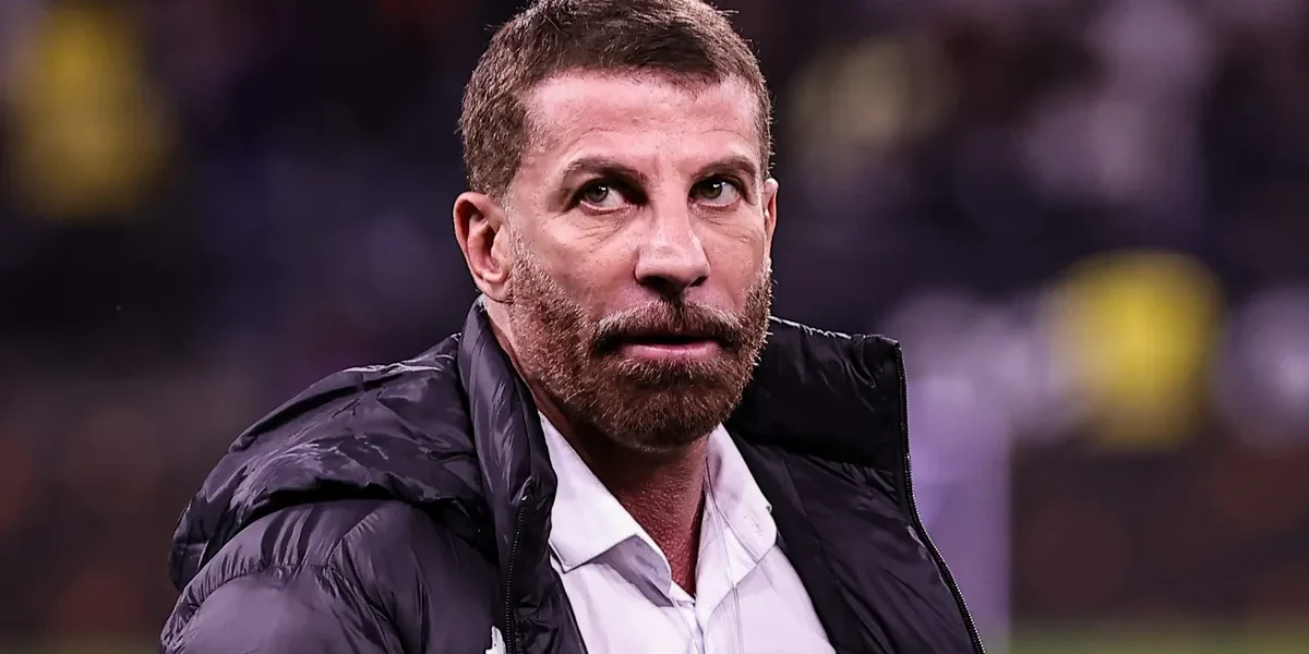 Flamengo x Vasco: bastidores pegam fogo com briga por Nilton Santos