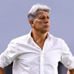 Renato Gaúcho abre o jogo sobre o Grêmio e dispara: ‘Futebol não se compra’