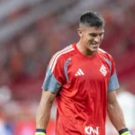Rochet ignora pedido do Inter e agrava lesão após Copa do Mundo
