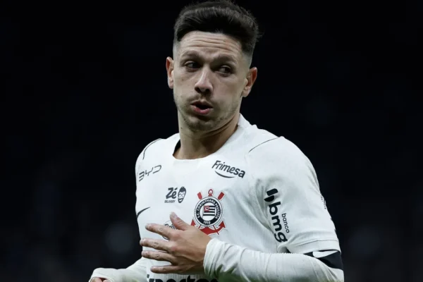 Sem Garro, Corinthians dá brecha para o Palmeiras dominar o Derby