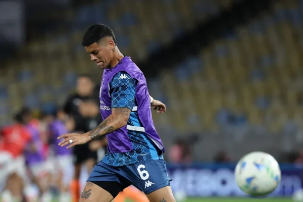 Rojo liberado pelo TAS e reforça Estudiantes contra o Flamengo