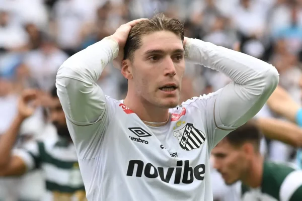 Santos na encruzilhada: vender Rollheiser para segurar Neymar e Gabigol?