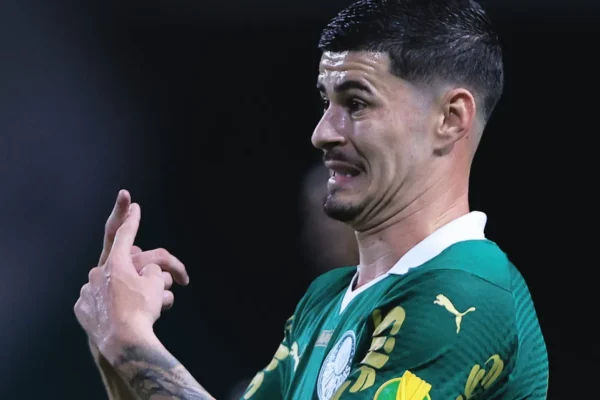 Rômulo revela incômodo no Palmeiras sobre escolha de Abel Ferreira