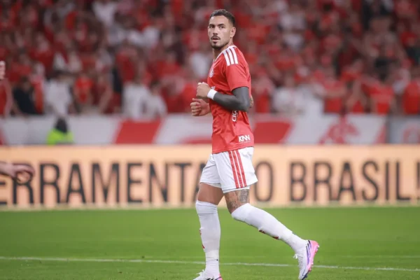 Sanabria lesiona panturrilha e desfalca o Inter no Gre-Nal 455