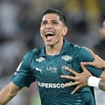 Savarino brilha com hat-trick e Fluminense assume 3º lugar no Brasileirão
