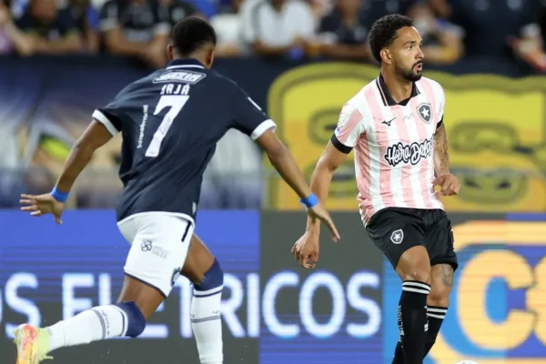 Remo vence Botafogo no Mangueirão e Glorioso tropeça no Brasileirão