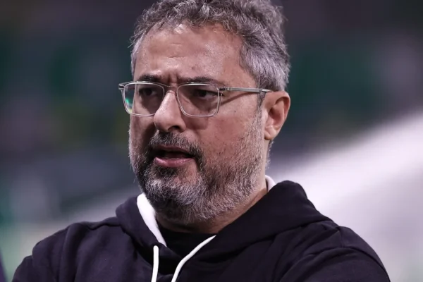 Alexandre Mattos no Santos: os 3 acertos e 3 erros do dirigente
