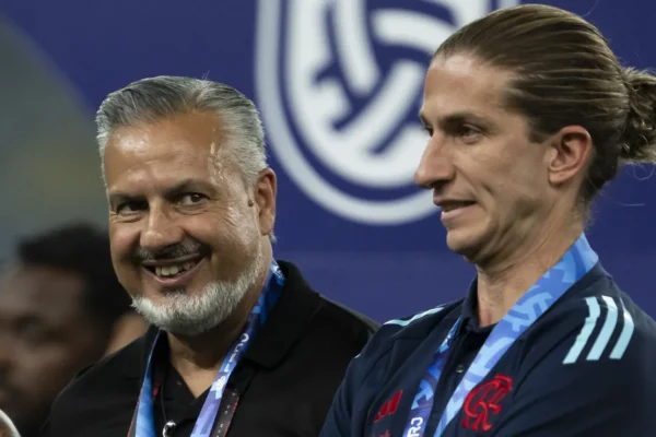 Boto detona estilo de Filipe Luís: “Abordagem muito limitada”