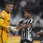 Botafogo afunda na defesa: 2ª pior do Brasileirão e vexame na Era SAF