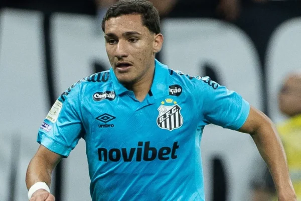 Davizinho na mira da Europa: Santos espera proposta oficial