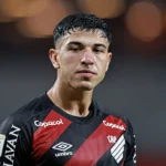 Athletico-PR com 5 desfalques: cria do Palmeiras fica fora por cláusula