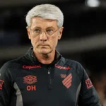 Odair se rende ao Palmeiras após derrota: “Mostraram por que foram campeões”