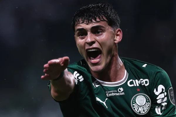 Palmeiras: Alerta Máximo Antes do Bragantino na Reta Final