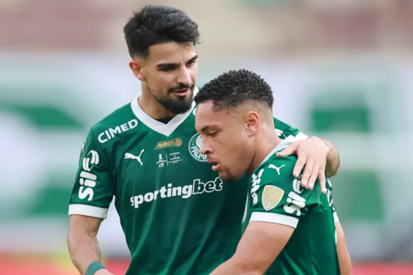 Palmeiras segura Sportingbet no uniforme, mas Leapmotor fica de olho