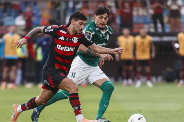 Data FIFA castiga Palmeiras e Flamengo na briga pelo título